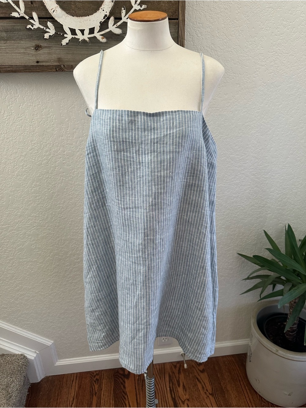 Reformation Aubree Light Blue striped‎ Spaghetti Strap Sundress 100% linen XL